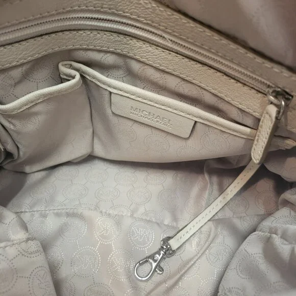 MICHAEL Michael Kors Knox Large Satchel- Vanilla